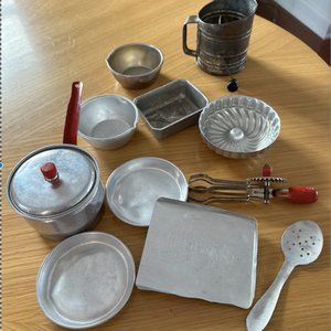 Retro Toy Kitchen Items